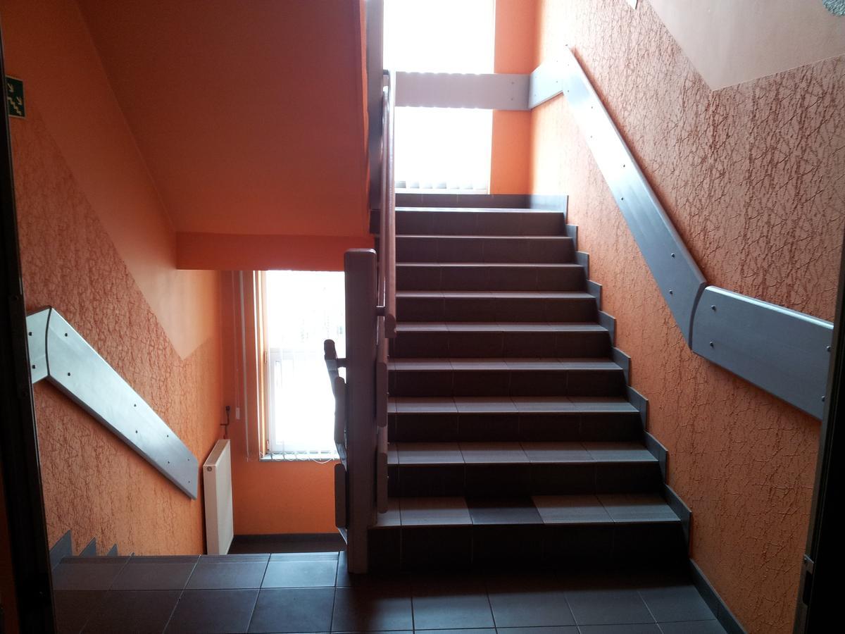 Hotel Staropolski Шчелце Крайенские Екстериор снимка