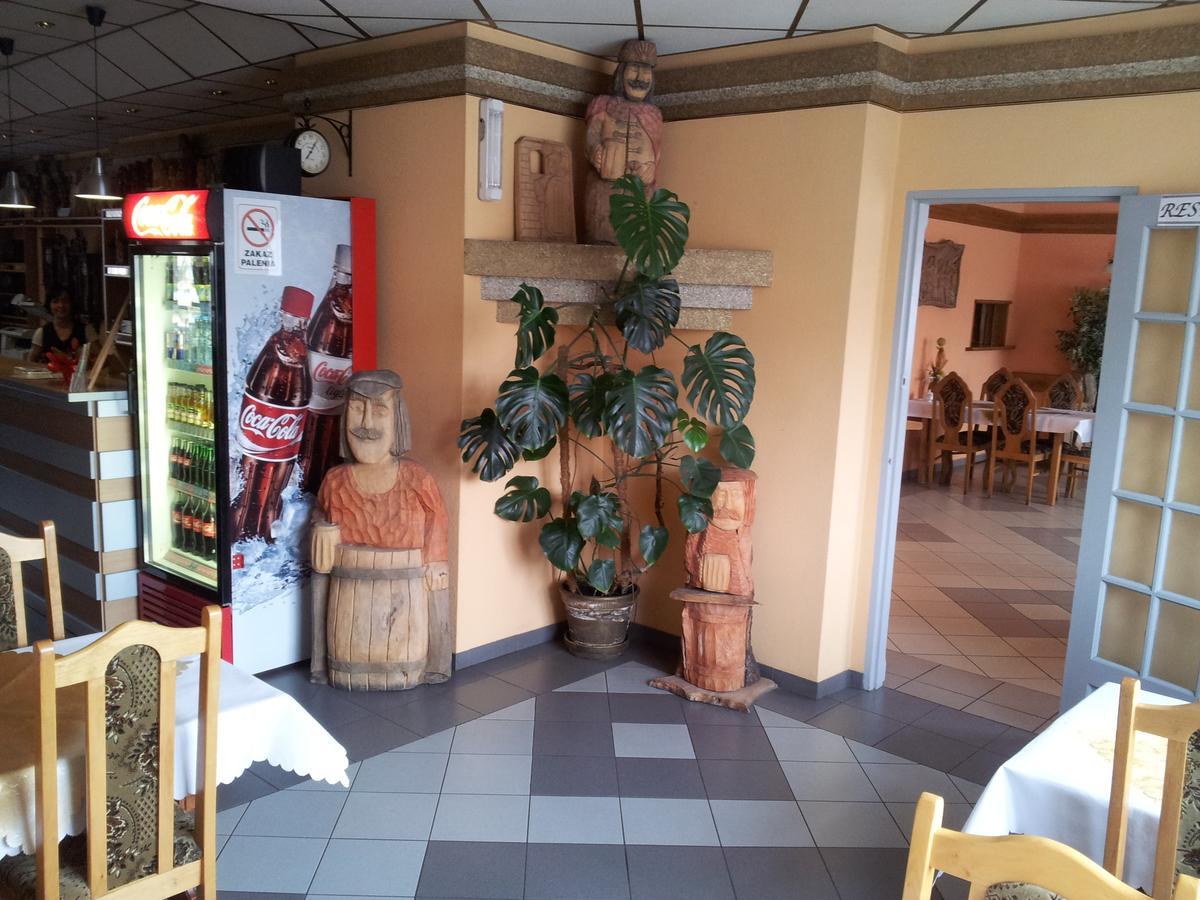 Hotel Staropolski Шчелце Крайенские Екстериор снимка